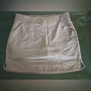 Women’s 32 Degree Cool Skort Size Medium Light Purple Like New Condition